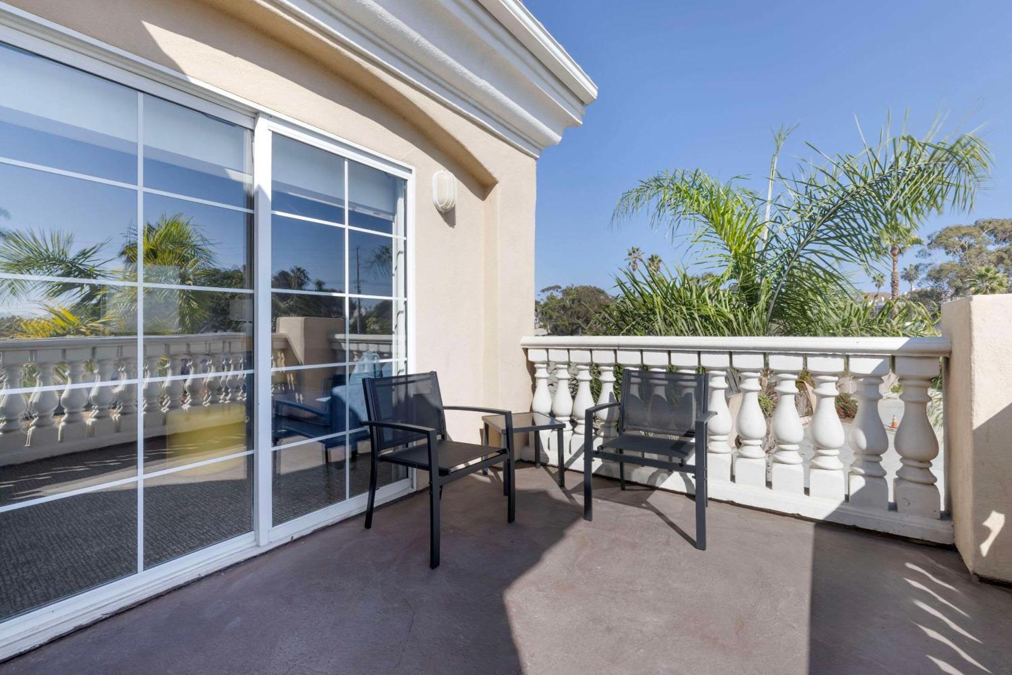 Comfort Suites Oceanside Camp Pendleton Area Eksteriør bilde